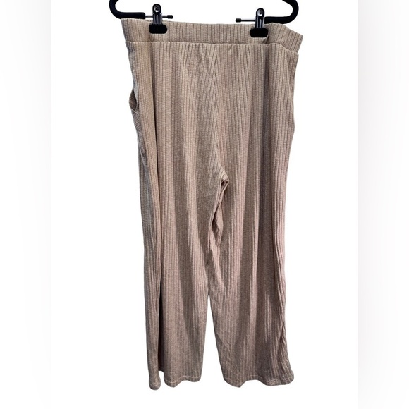 Joyspun Women's Hacci Knit Cropped Pants ONLY - Picture 7 of 7